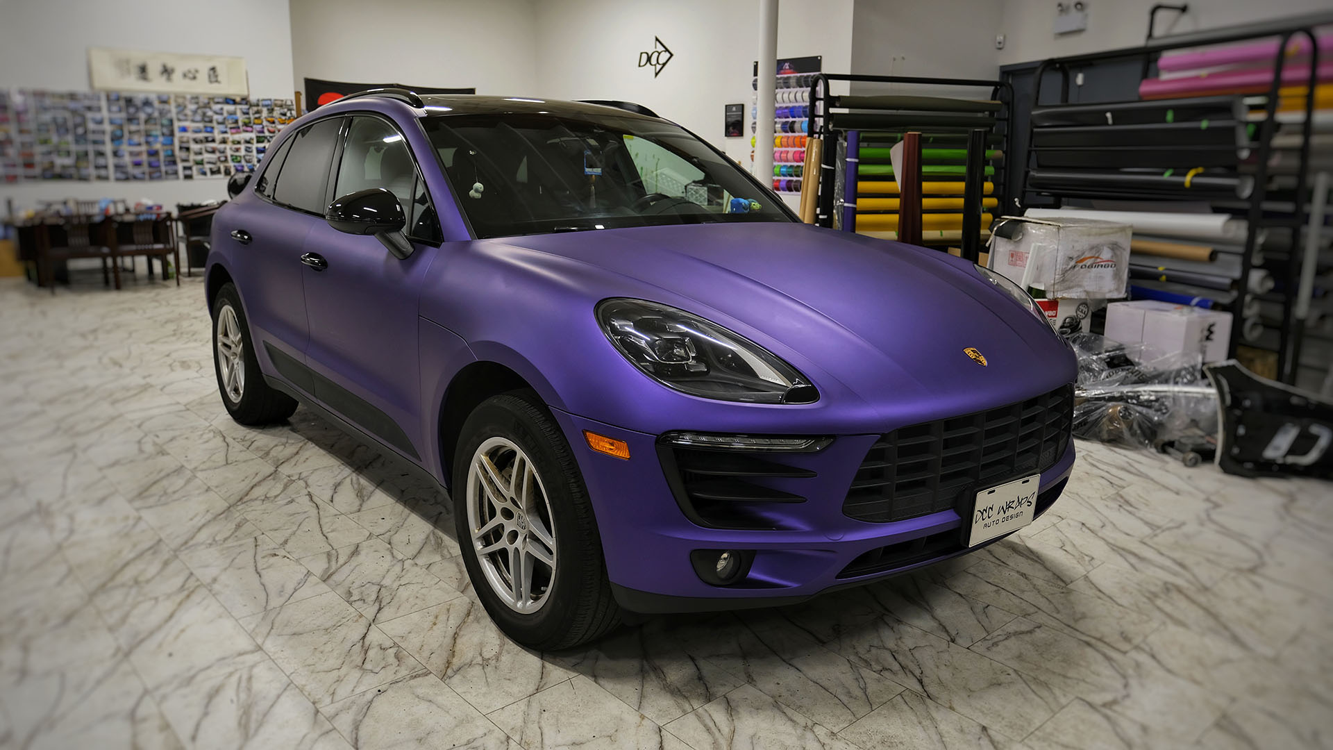 Porsche MacanS wrapped matte purple