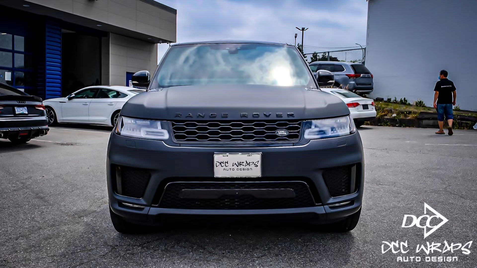 Range Rover Sport HSE wrapped matte black